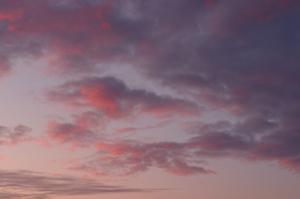 Velviaで撮った夕焼けの雲